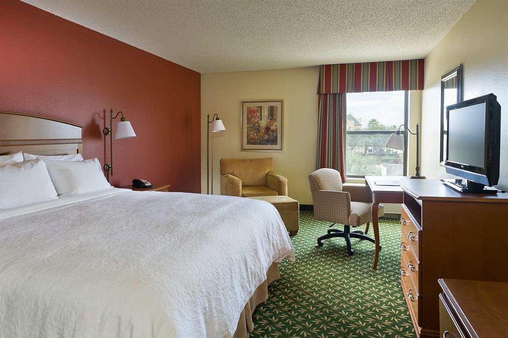 Hampton Inn Houston Стафорд Стая снимка