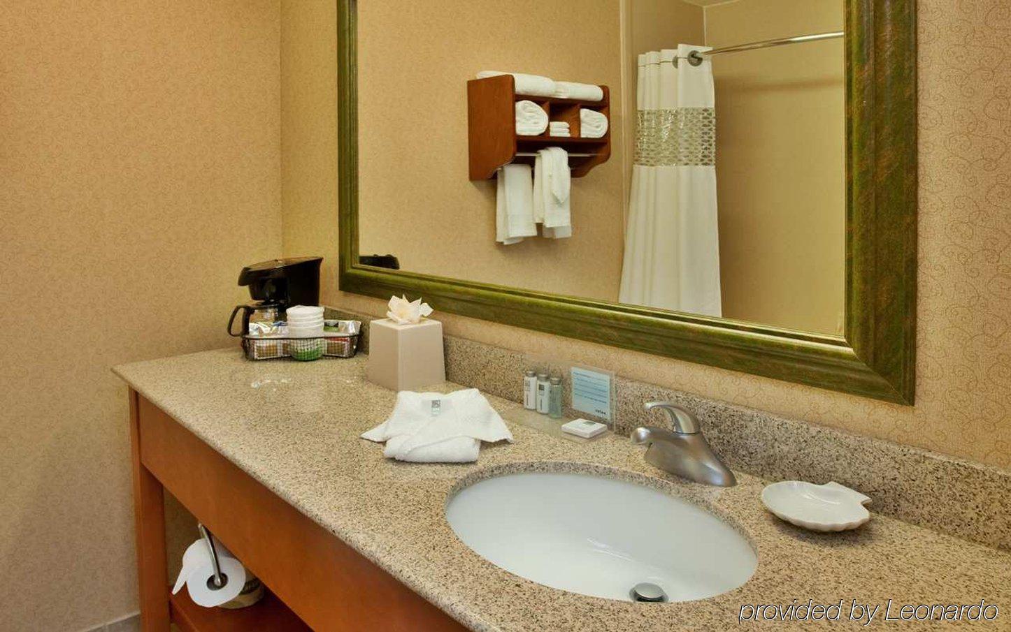 Hampton Inn Houston Стафорд Екстериор снимка